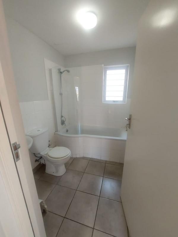 2 Bedroom Property for Sale in Rivergate Western Cape